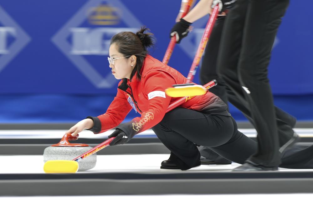 一日英超动向：曼联利物浦难兄难弟，阿森纳领跑态势不可阻挡