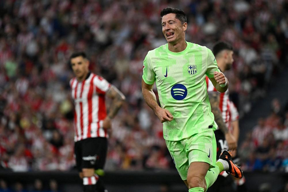 一日英超动向：曼城再具争冠实力，萨拉赫猛批斯洛特引发矛盾